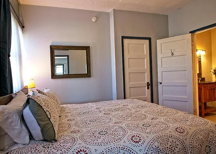 Apartment The *